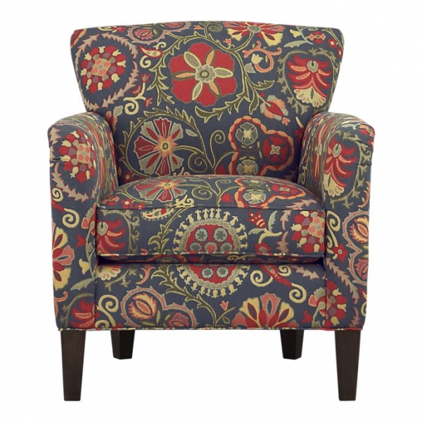 Sessel mit floralen Ornamenten